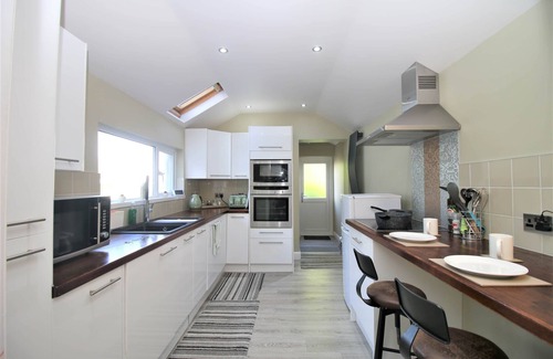 Splott Casa | Janet Street Loft (4 beds)