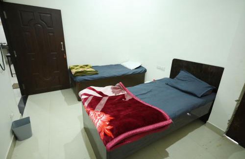 Faizabad Hotel | Janki sadan Near Ram Janam Bhumi