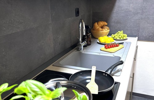Innenstadt-Ost Apartamento | Japandy Style Dortmund, balcony, parking space
