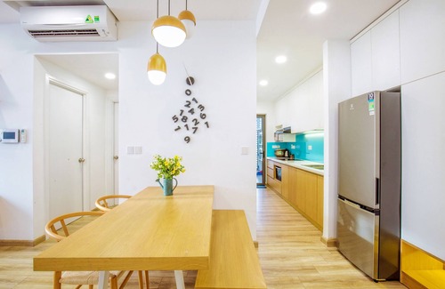 District 4 Condominio | Anfitrión japonés * Cama baja * Apartamento central * Gimnasio y piscina * Cerca del mercado BenThanh❣❣❣