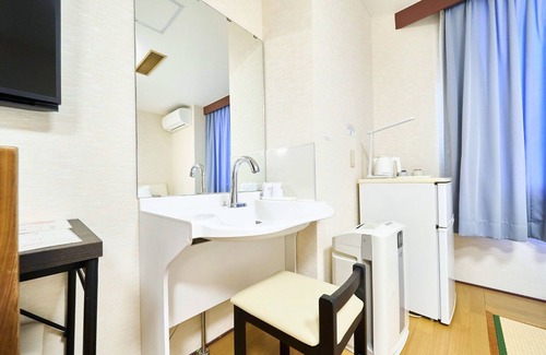 Ogaki Hotel | JapaneseWestern style twin room S JapaneseWeste / Ogaki Gifu