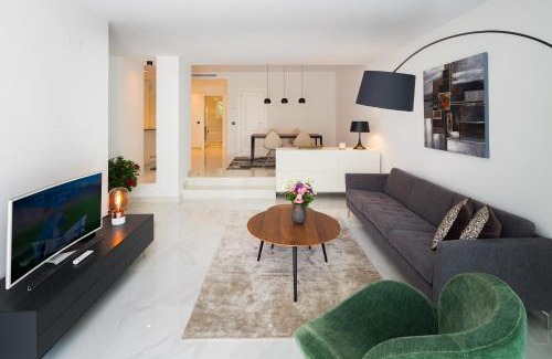 Nikki Beach Apartamento | Jardines Las Golondrinas apartments Elviria