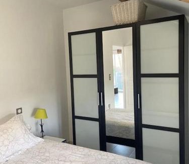 Salies-de-Bearn Apartamento | JASMIN- Appartement T3 lumineux très bien équipé avec balcon