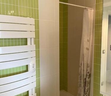 Salies-de-Bearn Apartamento | JASMIN- Appartement T3 lumineux très bien équipé avec balcon