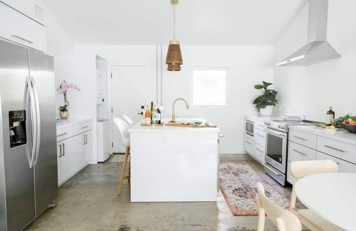 Saint Simons Island Casa | Jasmine, a Boutique Modern Home w/ Swimming Pool