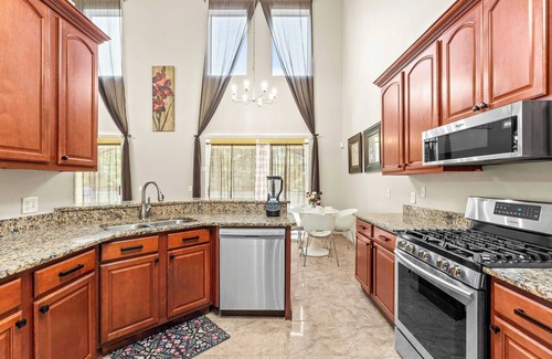 Crescent Lakes Casa | Jasmine Breeze – Home for 12