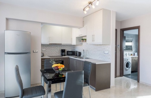 Maleme Apartamento | Jasmine Cozy & Modern Flat, steps from Sandy Beach