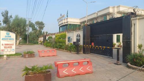 Punjab Hotel | Javson Airport Hotel