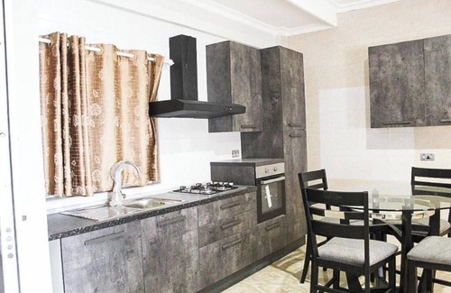 West Ridge Apartamento | JB Apartment - Two-Bedroom Apartment