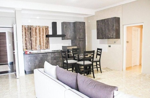 West Ridge Apartamento | JB Apartment - Two-Bedroom Apartment