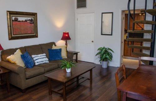 Faubourg Marigny Hotel | Jean Lafitte House