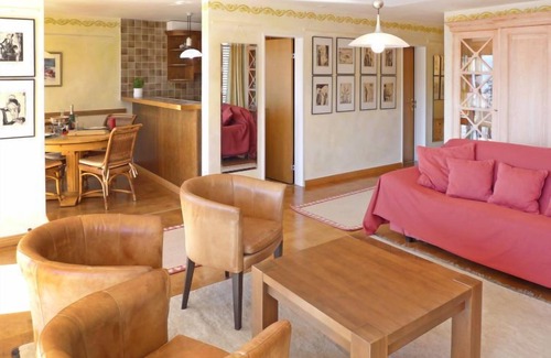 Montana Apartamento | Jeanne D'Arc Apt. H-58 by Interhome