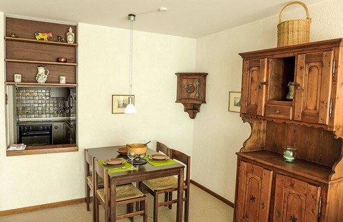 Montana Apartamento | Jeanne D'Arc Apt. E-38 by Interhome