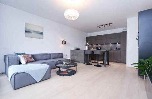 Cierny Balog Apartamento | Jegeho Family Escape with garden, hot tub and free parking