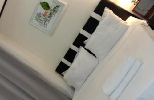 Moonwalk Apartamento | Jen's Paranaque City Apartment