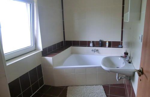 Velka Jesenice Casa | Jendův domeček