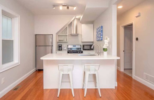 Federal Hill Apartamento | Jennifers Private Apartment with Outdoor Patio