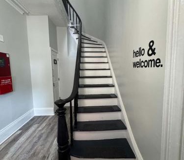 Federal Hill Apartamento | Jennifer's Spa-Like Modern & Chic Broadway Retreat