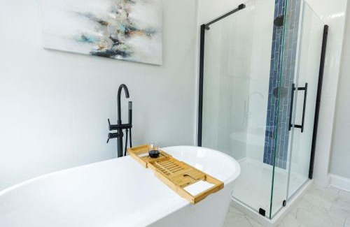 Federal Hill Apartamento | Jennifer's Spa-Like Modern & Chic Broadway Retreat
