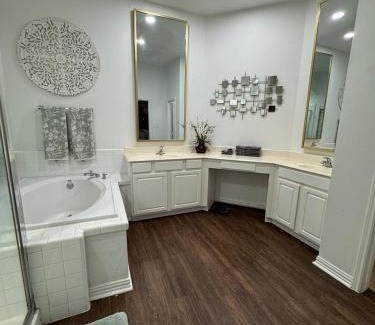 Cypress Casa | Jenns Place