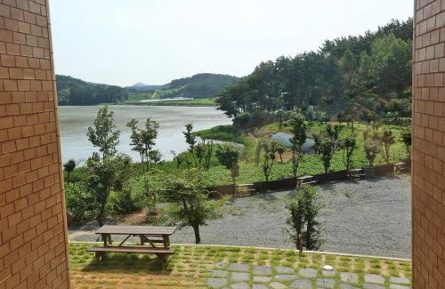 Wonbuk Casa | Jeongpo Pension