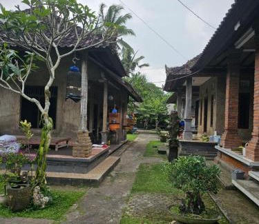 Tua Casa | Jero Pinge Homestay