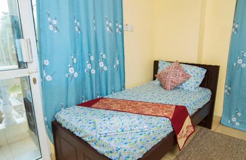 Upanga East Casa | Jeromes Shared Homestay In Upanga