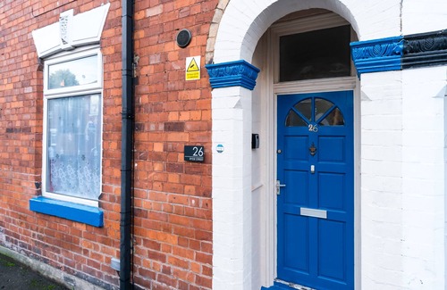 Hull Casa | Jesouth Homey 5 Bedrooms 9 Beds - Contractors - Leisure
