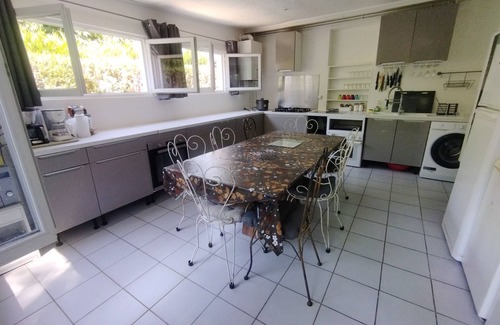 Cesson Casa | JetSet Parisian Holiday Home