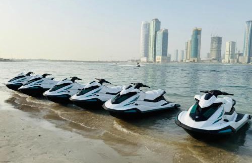 Sharjah Alquiler De Eote | JetSki Rental Mamzar Al Sharjah
