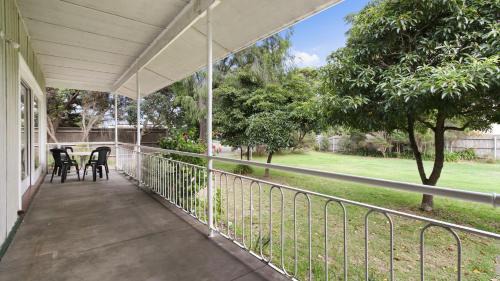 Lakes Entrance Casa | Jetty Road on the Beach