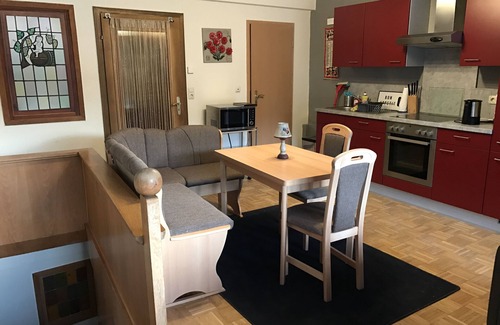 Zell Condominio | Jewel of the Mosel, Apartment in townhouse, central Zell, beautiful Mosel views