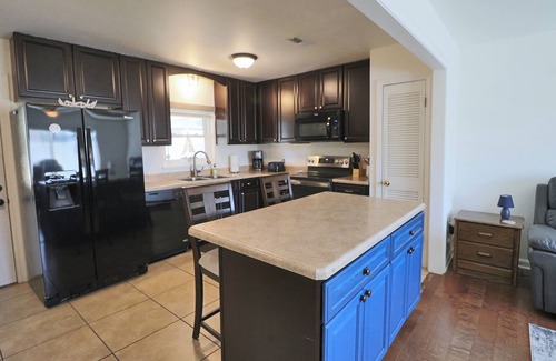 Port St. Joe Casa | AVAIL JUL 14-17! JEWELL COTTAGE IS ADORABLE & AFFORDABLE! CLOSE TO ST JOE BAY!
