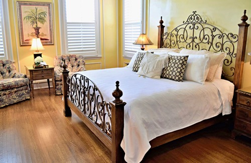 High Point Casa | JH Adams Inn, Trademark Collection by Wyndham