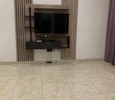 Ofin Casa | Jilles apartments -4bedroomduplex24hrlight&security