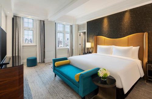 Huaihai Road Commercial Area Hotel | Jin Jiang Hotel Shanghai - historical hotel in the city-center of Huaihai shopping area and convenient access to metro lines