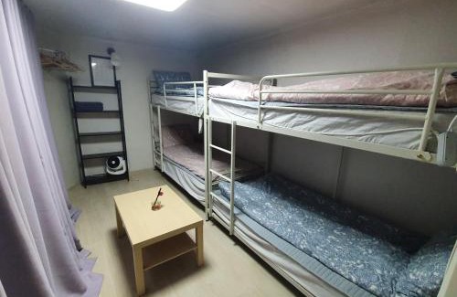 Yongsan-gu Casa | Jinho's Guest House