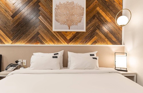 Chinju Hotel | Jinju Brown Dot Jinjuseong Branch