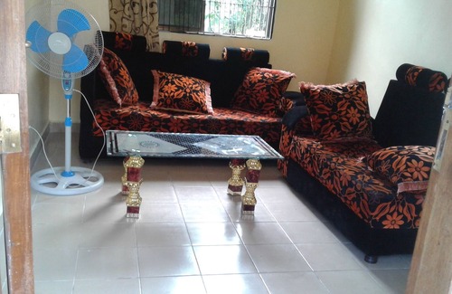 Dar es Salaam Casa | CASA FAMILIAR JJ&JE