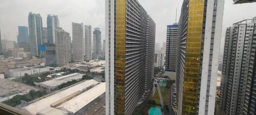 Wack-Wack Greenhills Apartamento | JJMC HOMESTAY URBAN DECA EDSa