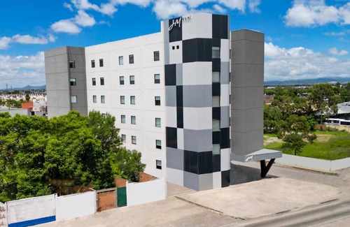 San Luis Potosi Hotel | JM & Suites