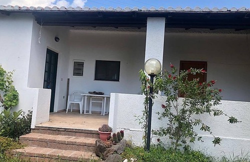 Dorgali Apartamento | Joan House surrounded by greenery