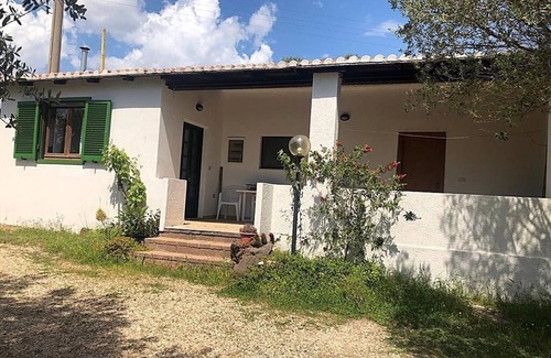 Dorgali Apartamento | Joan House surrounded by greenery
