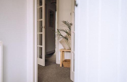 Weymouth Apartamento | Joannes Retreat, Dog Friendly Property in Weymouth with Free Parking