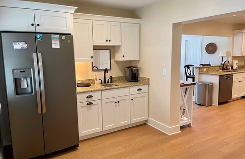 Ocracoke Casa | JoBell: Spacious Newly Renovated Home