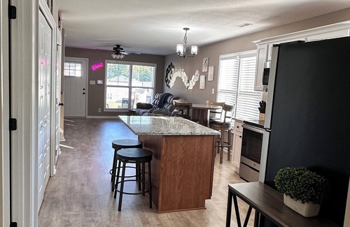 Clarksville Casa | Joe's Retreat: A charming 3-bedroom house in welcoming Clarksville