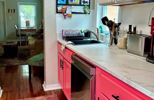 Lake Worth Cabaña | Joel's place: cozy 2 bedroom cottage with heated pool