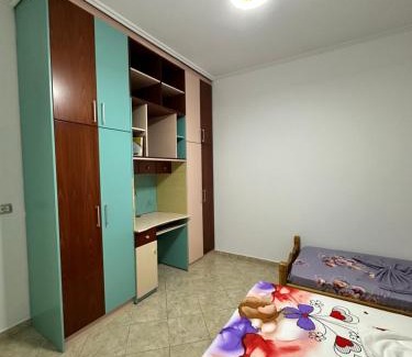Qafe e Gjashtes Apartamento | Joen Apartment 3