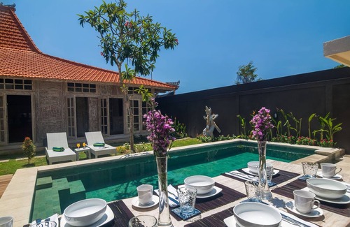 Petitenget Villa | Joglo Villa
