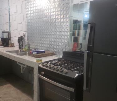 Tumba Vieja Casa | JohnArthur's